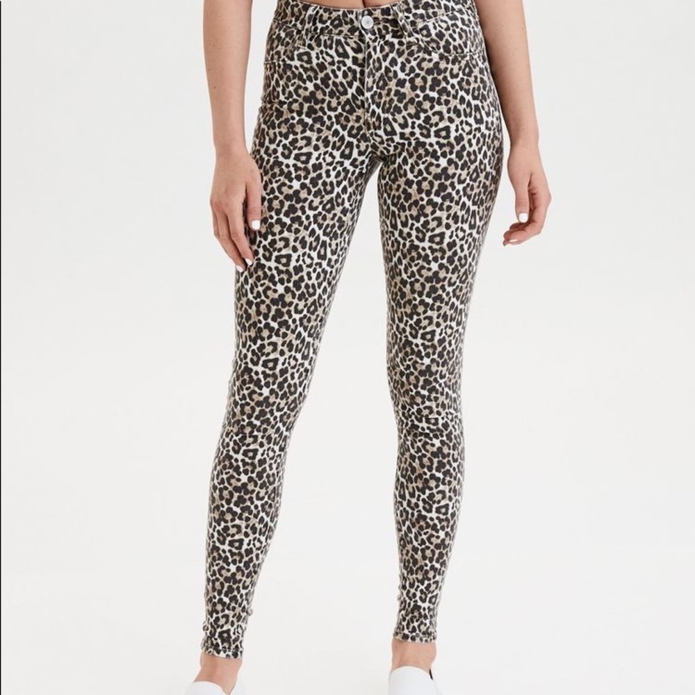 American Eagle Leopard High Rise Jegging